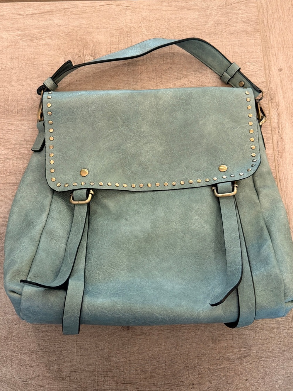 Jen and Co Stud-Trim light Green Shoulder Bag